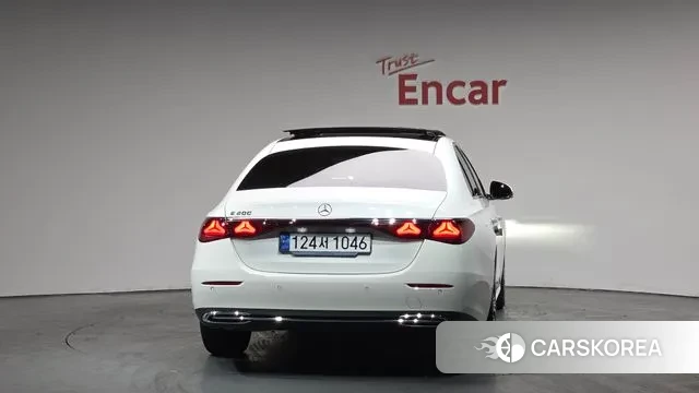 Mercedes-Benz E-Class W214 id 3734196 из Кореи 14