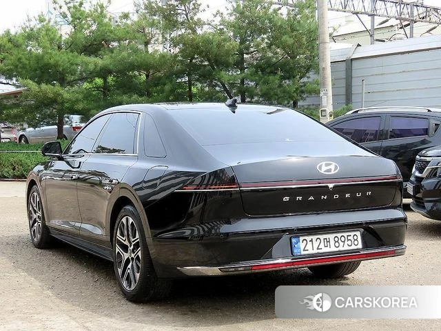 Hyundai Grandeur (GN7) id 4308527 из Кореи 14