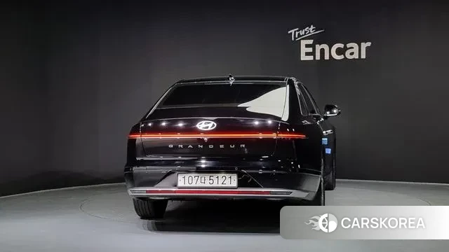 Hyundai Grandeur (GN7) id 2968559 из Кореи 14