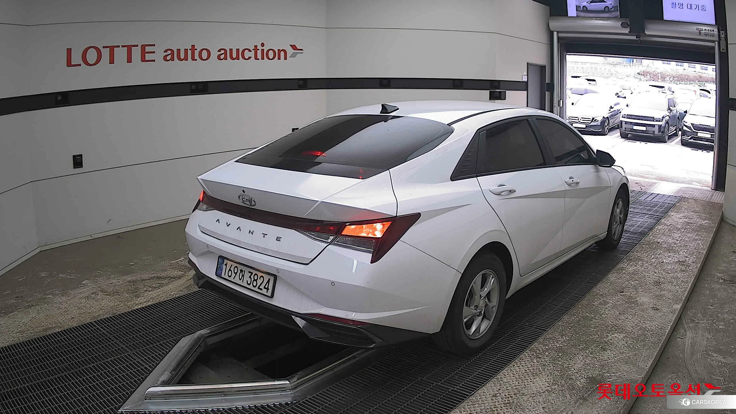 Hyundai Avante id 3869378 из Кореи 32