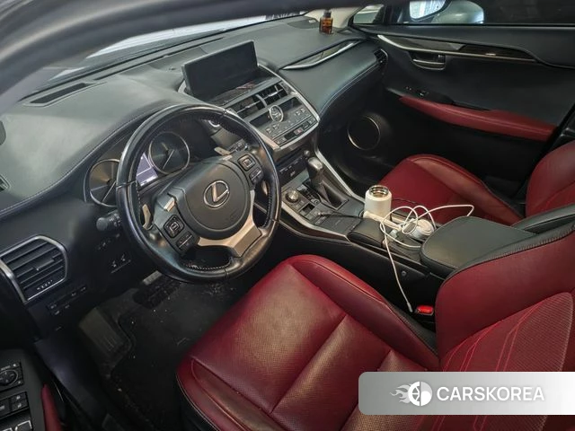 Lexus NX300h 2021 Черный из Кореи, фото 5