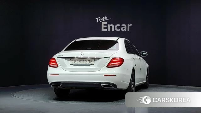 Mercedes-Benz E-Class W213 id 4507802 из Кореи 25