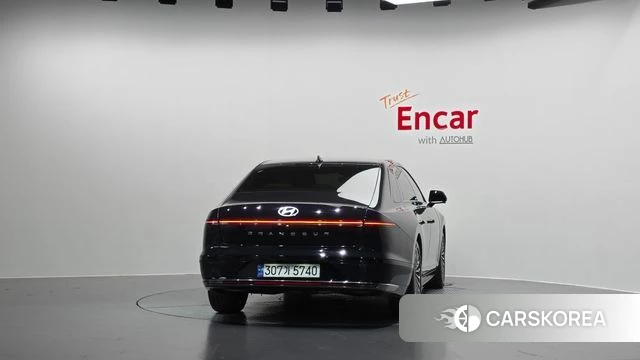 Hyundai Grandeur (GN7) id 4230817 из Кореи 28