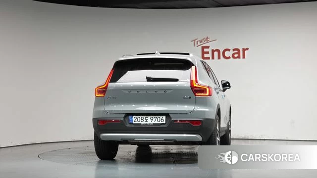 Volvo XC40 id 4792102 из Кореи 32