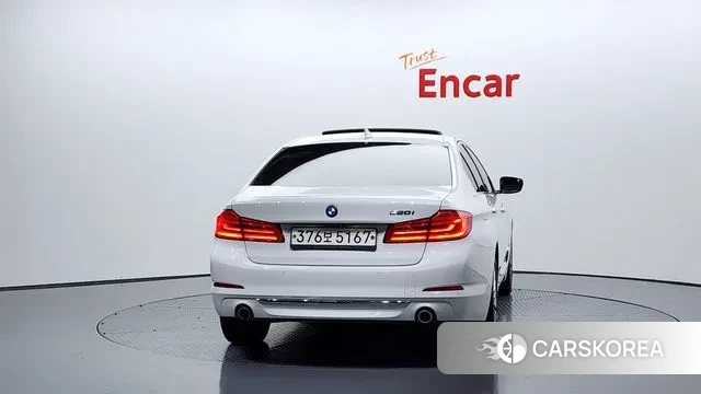 BMW 5 Series (G30) id 3417707 из Кореи 14