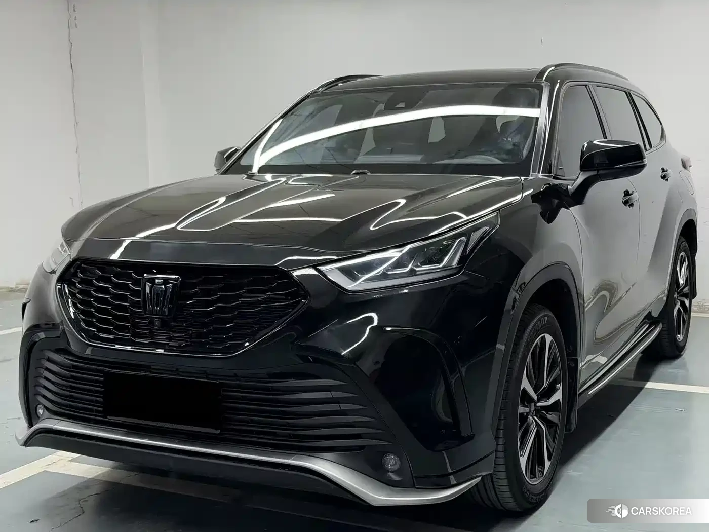 Toyota Crown Lufang 2024 Черный из Китая, фото 4
