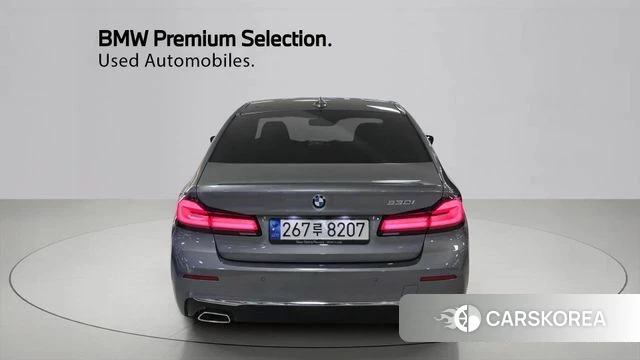BMW 5 Series (G30) id 4330039 из Кореи 14