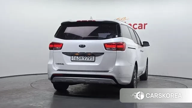 Kia All New Carnival id 3608468 из Кореи 14