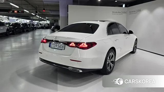 Mercedes-Benz E-Class W214 id 3081255 из Кореи 14