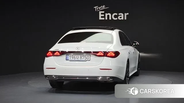 Mercedes-Benz E-Class W214 id 3619914 из Кореи 14