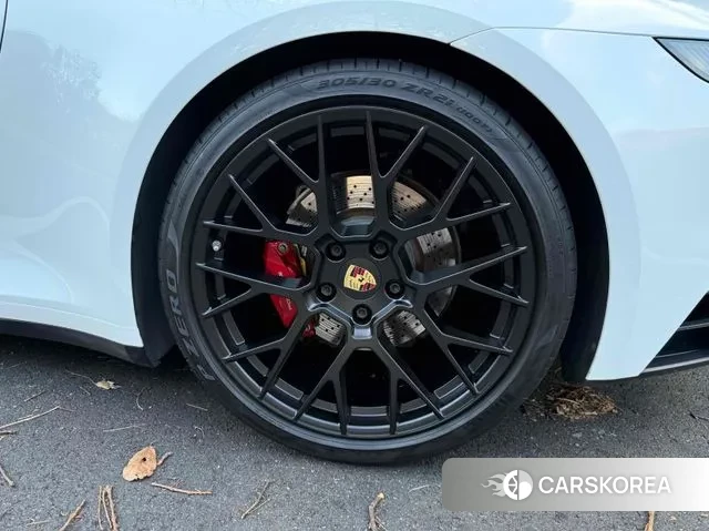 Porsche 911(992) id 3509580 из Кореи 11