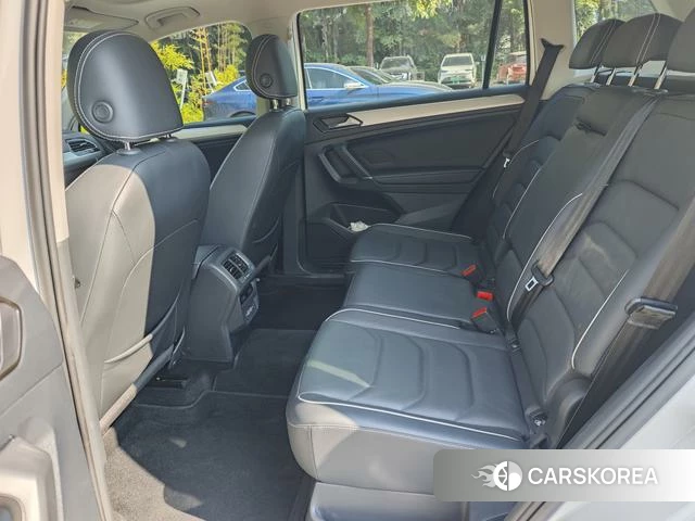 Volkswagen Tiguan L PHEV id 4212999 из Китая 12