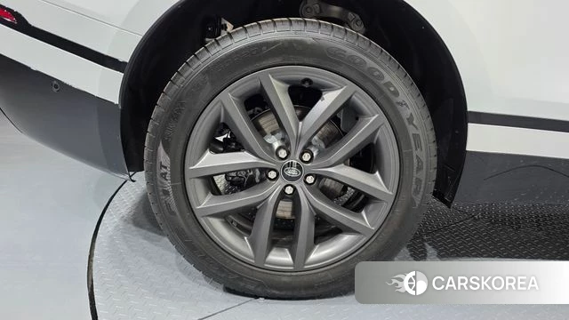 Land Rover Range Rover Velar id 4505125 из Кореи 27