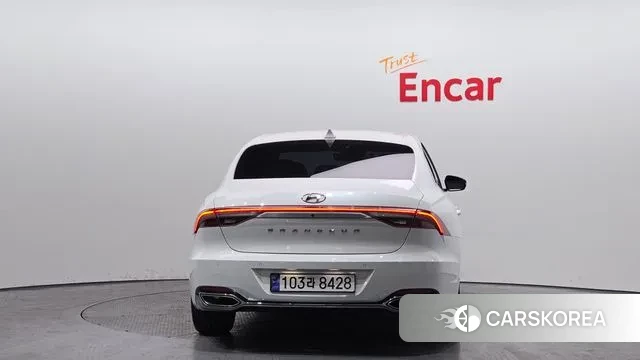 Hyundai The New Grandeur IG id 3701836 из Кореи 14