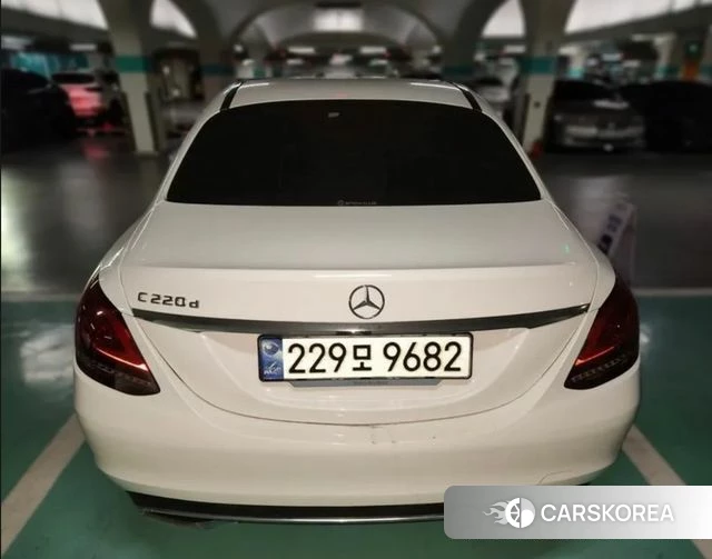 Mercedes-Benz C-Class W205 2019 Белый из Кореи, фото 5