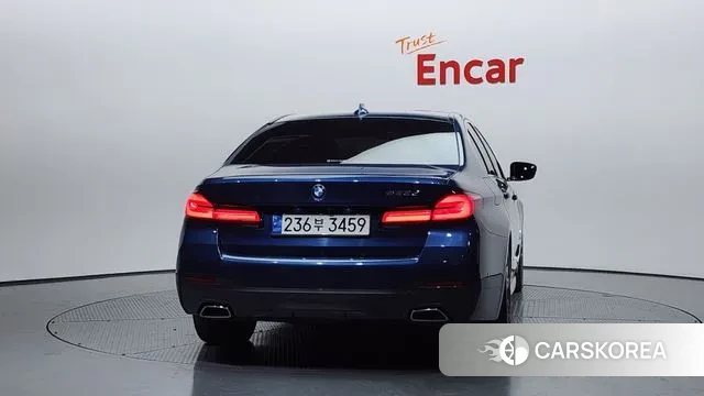 BMW 5 Series (G30) id 3601441 из Кореи 14