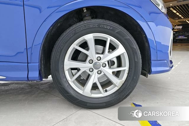 Audi Q3 id 3810662 из Китая 11