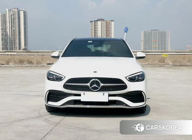Mercedes-Benz Class C 2023 Белый из Китая, фото 4