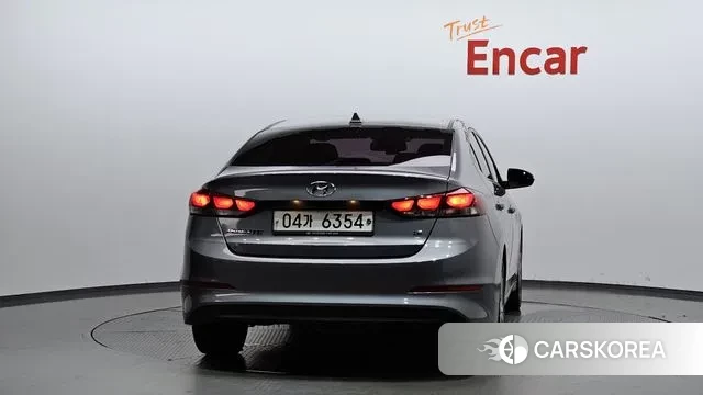 Hyundai Avante AD id 2977270 из Кореи 14