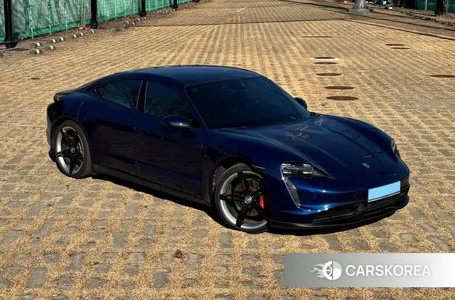 Porsche Taycan id 3621468 из Кореи 14