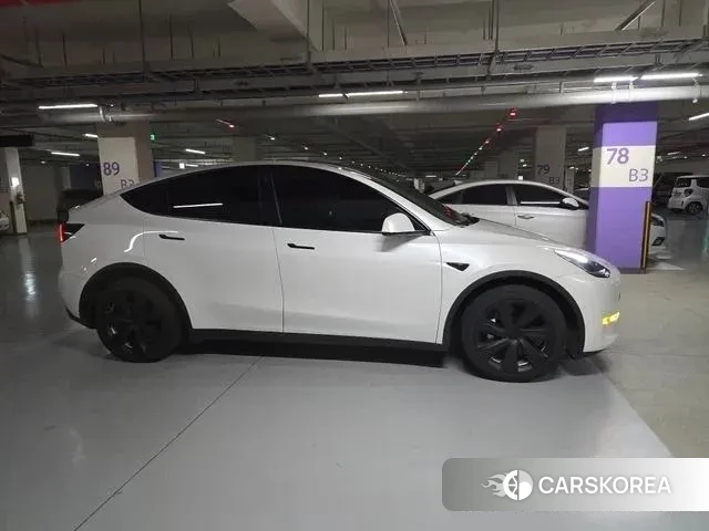 Tesla Model Y id 2900788 из Кореи 14