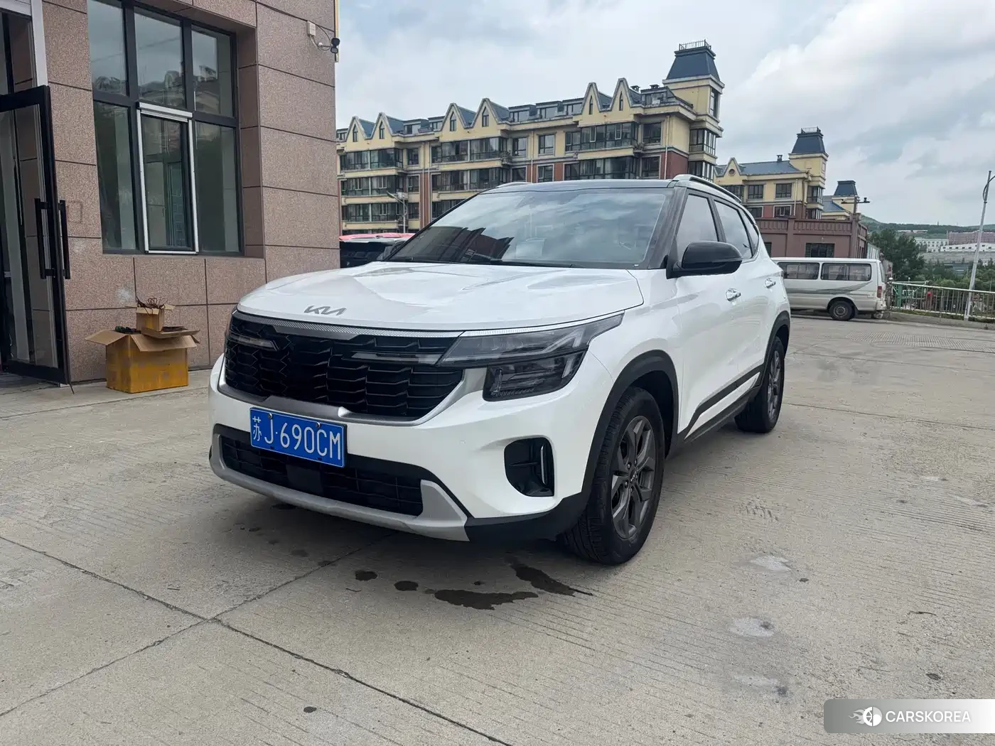 Kia Seltos 2023 Белый из Китая, фото 5
