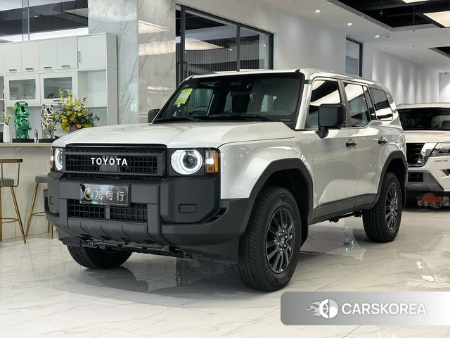 Toyota Prado (imported) 2024 Белый из Китая, фото 4