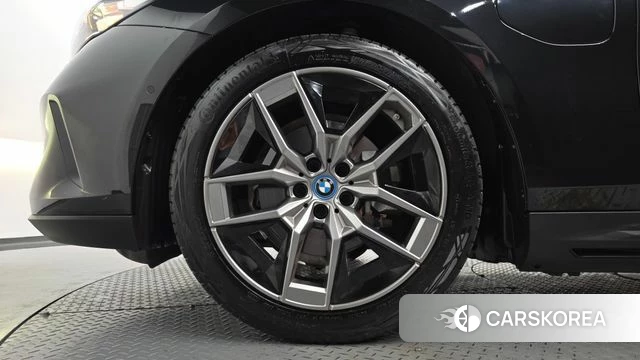 BMW 5 Series (G60) id 4302089 из Кореи 29