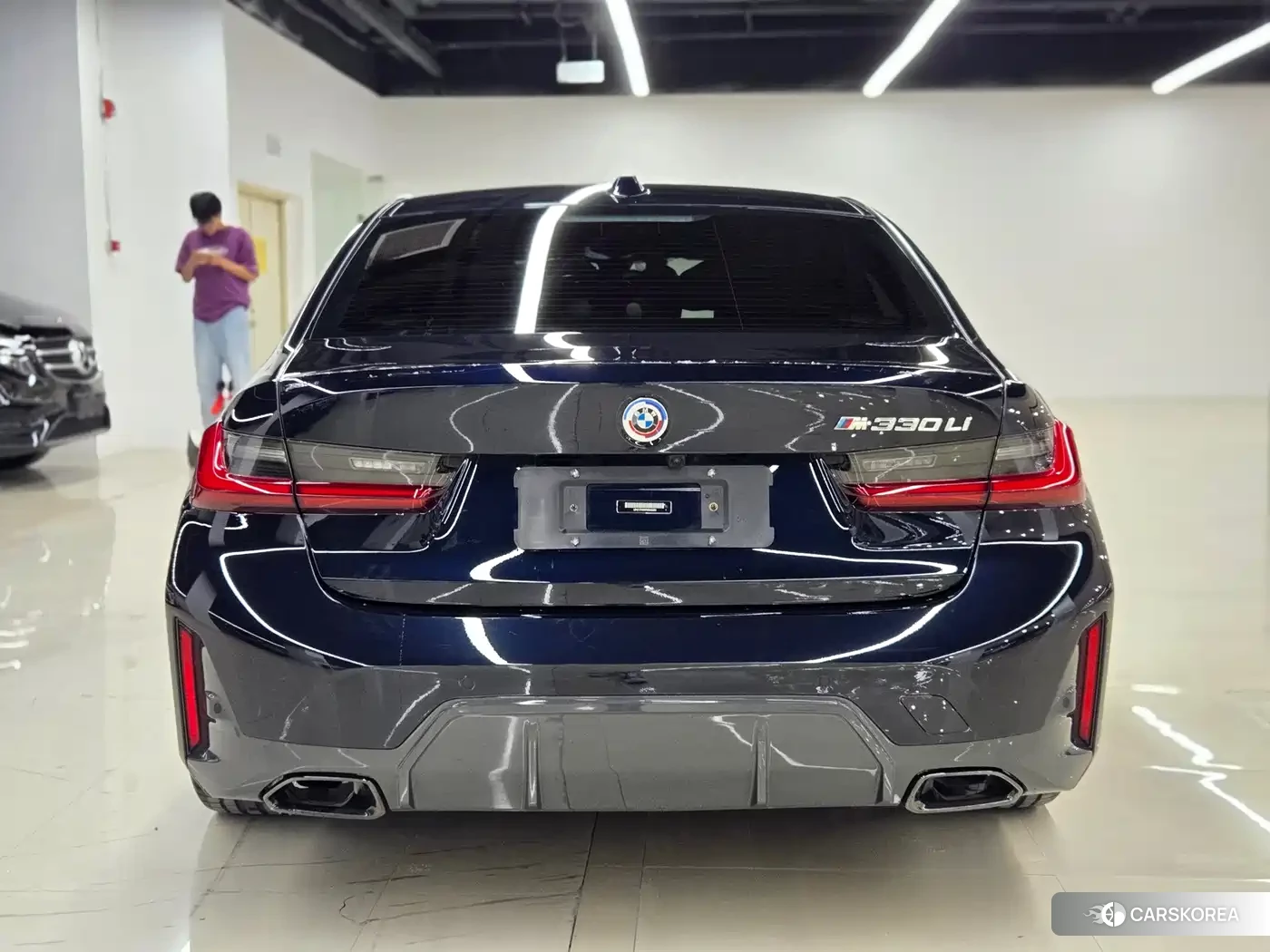 BMW 3 series 2023 Черный из Китая, фото 4