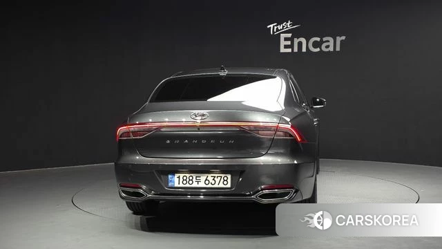 Hyundai The New Grandeur IG id 4223647 из Кореи 34