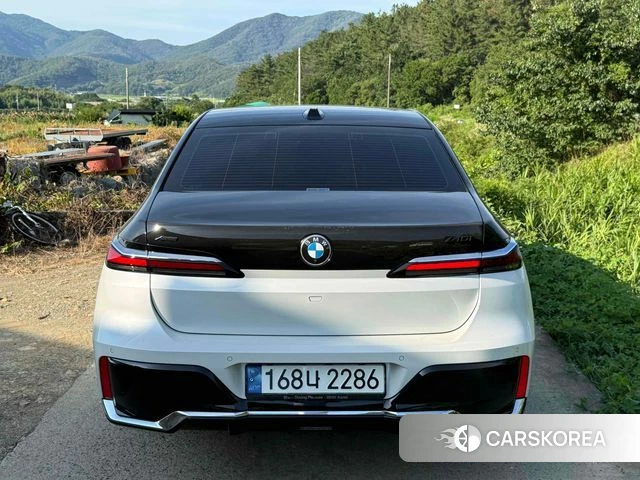 BMW 7 Series (G70) id 4665816 из Кореи 14