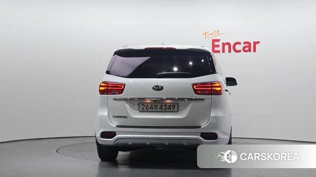 Kia The New Carnival id 4019631 из Кореи 14