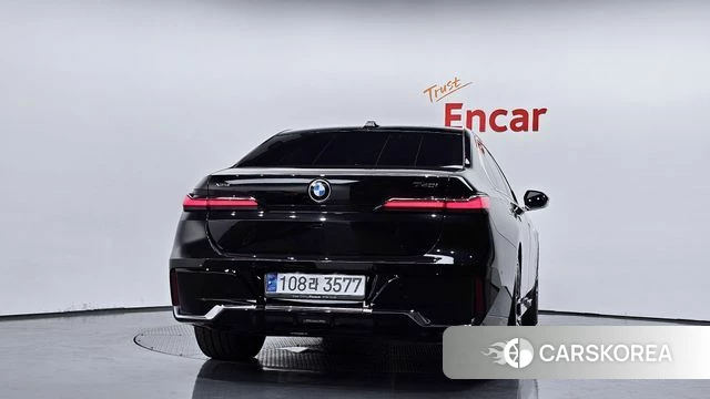 BMW 7 Series (G70) id 4408001 из Кореи 34