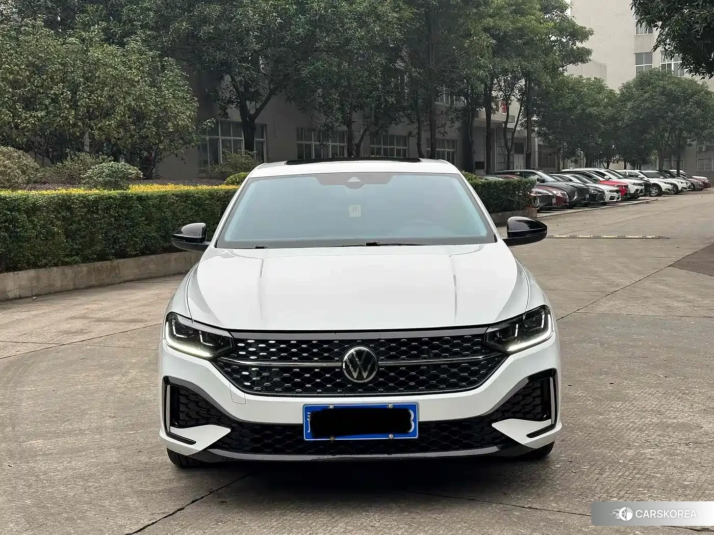 Volkswagen Lavida 2023 Белый из Китая, фото 4
