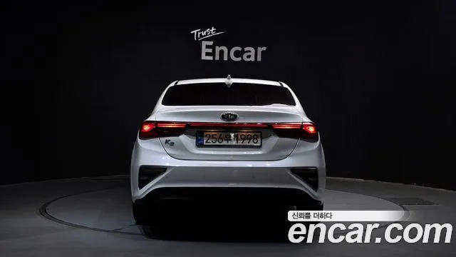 Kia Come New K3 id 2591110 из Кореи 14