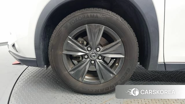 Lexus UX250h id 4677587 из Кореи 26