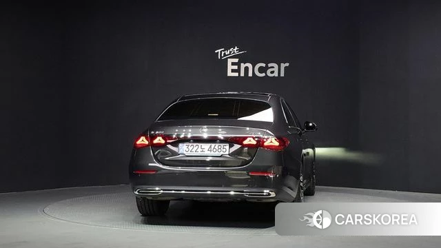 Mercedes-Benz E-Class W214 id 4499696 из Кореи 26
