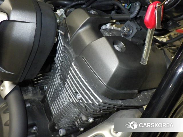 Engine photo