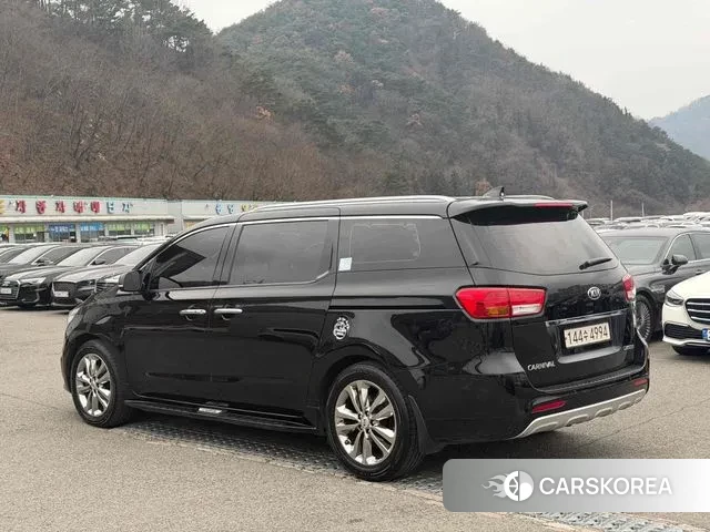 Kia All New Carnival id 3602392 из Кореи 13