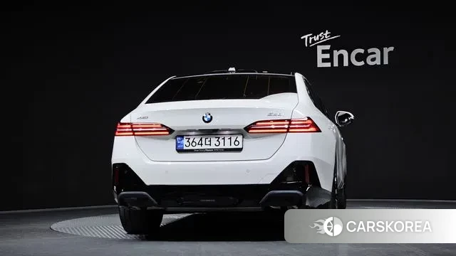 BMW 5 Series (G60) id 3634065 из Кореи 14