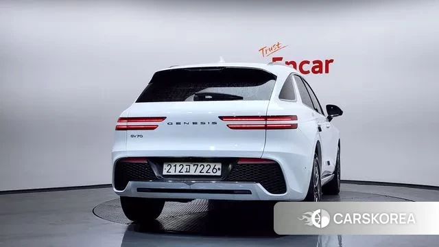 Genesis GV70 id 3508926 из Кореи 14