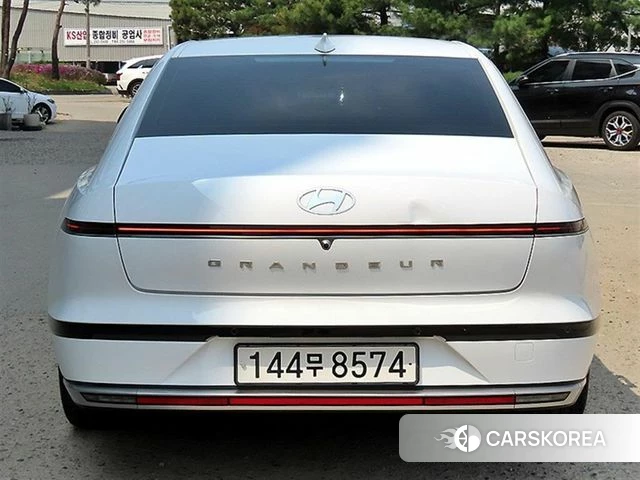 Hyundai Grandeur Hybrid (GN7) id 3940679 из Кореи 14