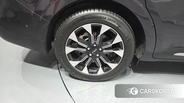 Kia Carnival 4th generation id 4726380 из Кореи 24