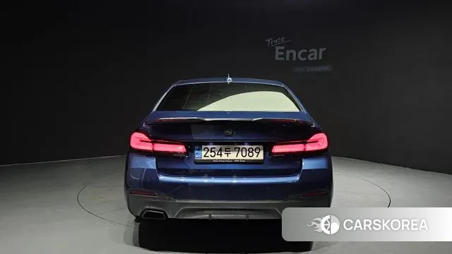 BMW 5 Series (G30) id 3028252 из Кореи 14