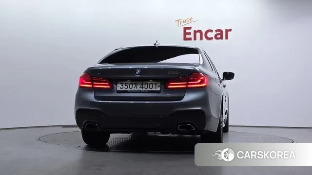 BMW 5 Series (G30) id 3686982 из Кореи 14