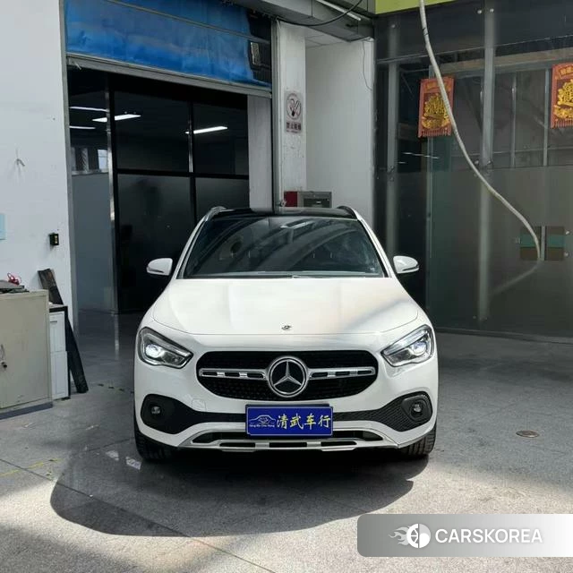 Mercedes-Benz GLA 2022 Белый из Китая, фото 4