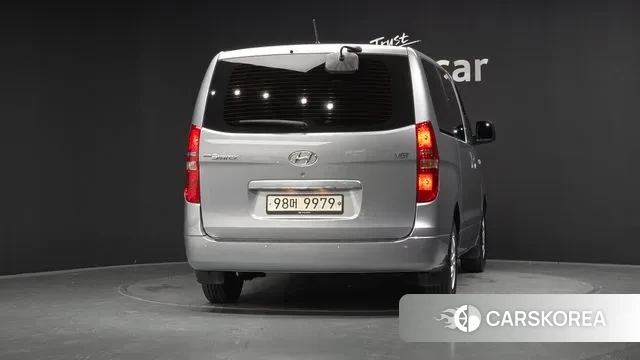 Hyundai The New Grand Starex id 3111901 из Кореи 14