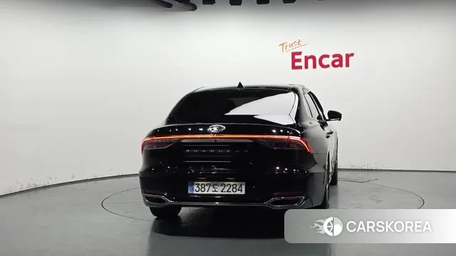 Hyundai The New Grandeur IG id 3459114 из Кореи 14