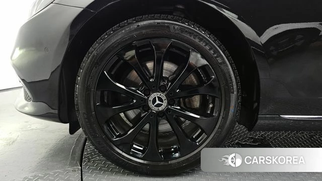 Mercedes-Benz E-Class W213 id 4637892 из Кореи 25