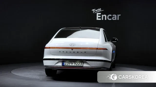 Hyundai Grandeur Hybrid (GN7) id 3305376 из Кореи 14